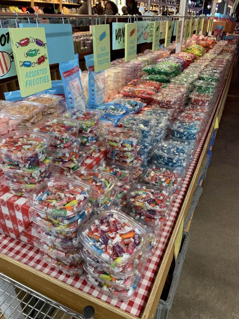 Minnesotas-Largest-Candy-Store-23-768x1024