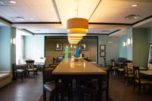 Breakfast-Area-Hampton-Inn-Shakopee-Minnesota-1024x683