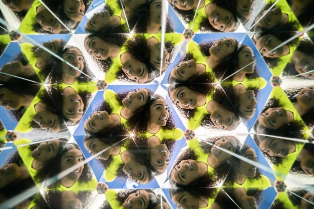 MOI_Kaleidoscope