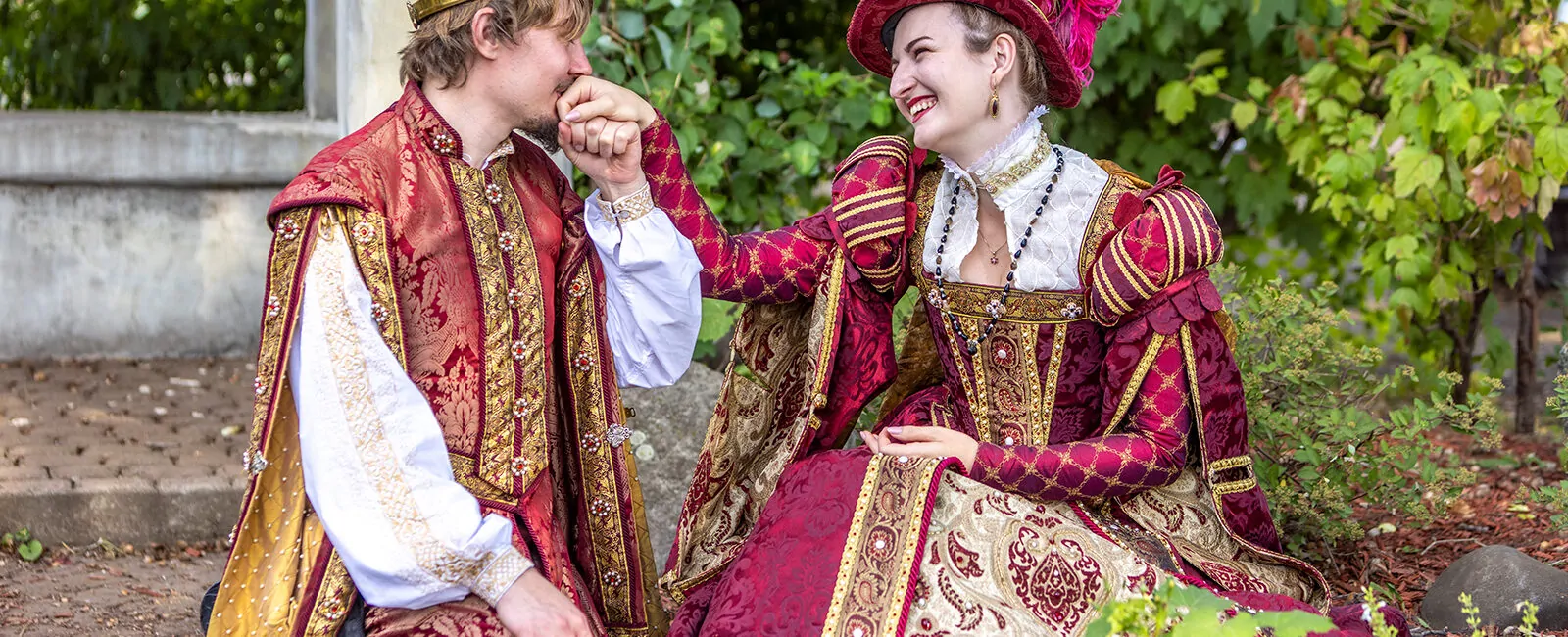 Best Fall Dates in Shakopee